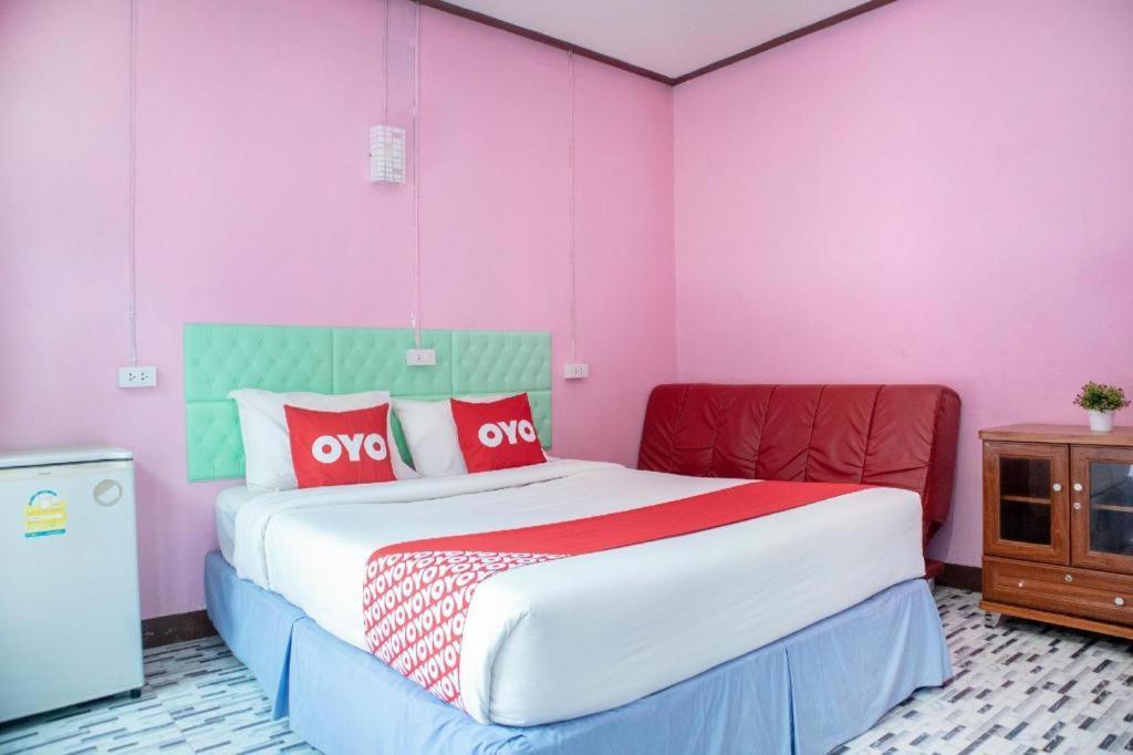 Oyo 797 Pink House Bungalow Koh Lanta Exterior photo